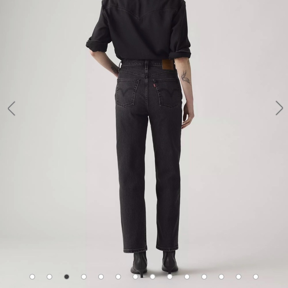 Levi’s Ribcage Jeans - Picture 2 of 8